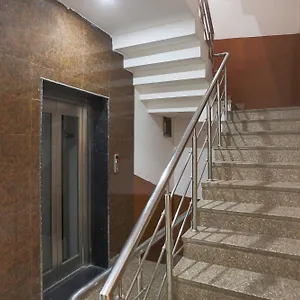 3* Hotel Capital O Ram Krishna Residency Near Artemis Hospital
