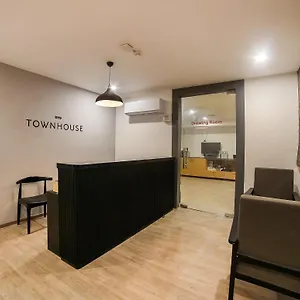 4* Hotel Super Townhouse Near Appu Ghar