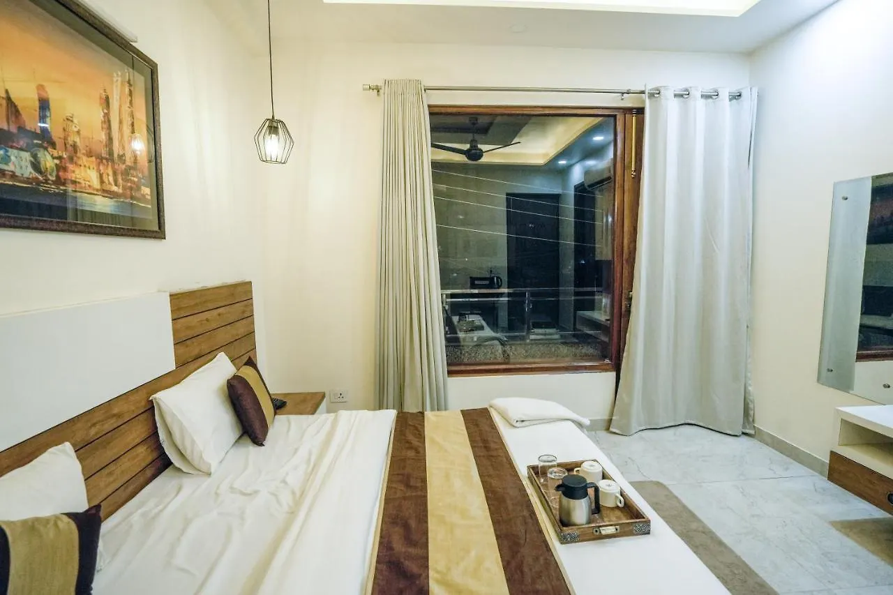 Hotel Maharaja Palace Boutique Hotels Near Medanta Medicity Gurgaon