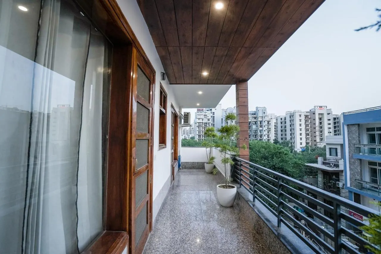 ***  Hotel Maharaja Palace Boutique Hotels Near Medanta Medicity Gurgaon India